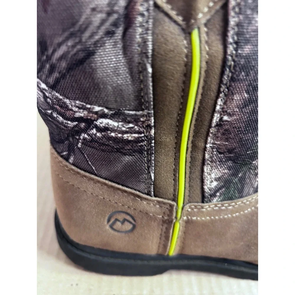 Magellan Outdoors Camo Boots Youth 5D Brown Realtree Edge Neon Kids